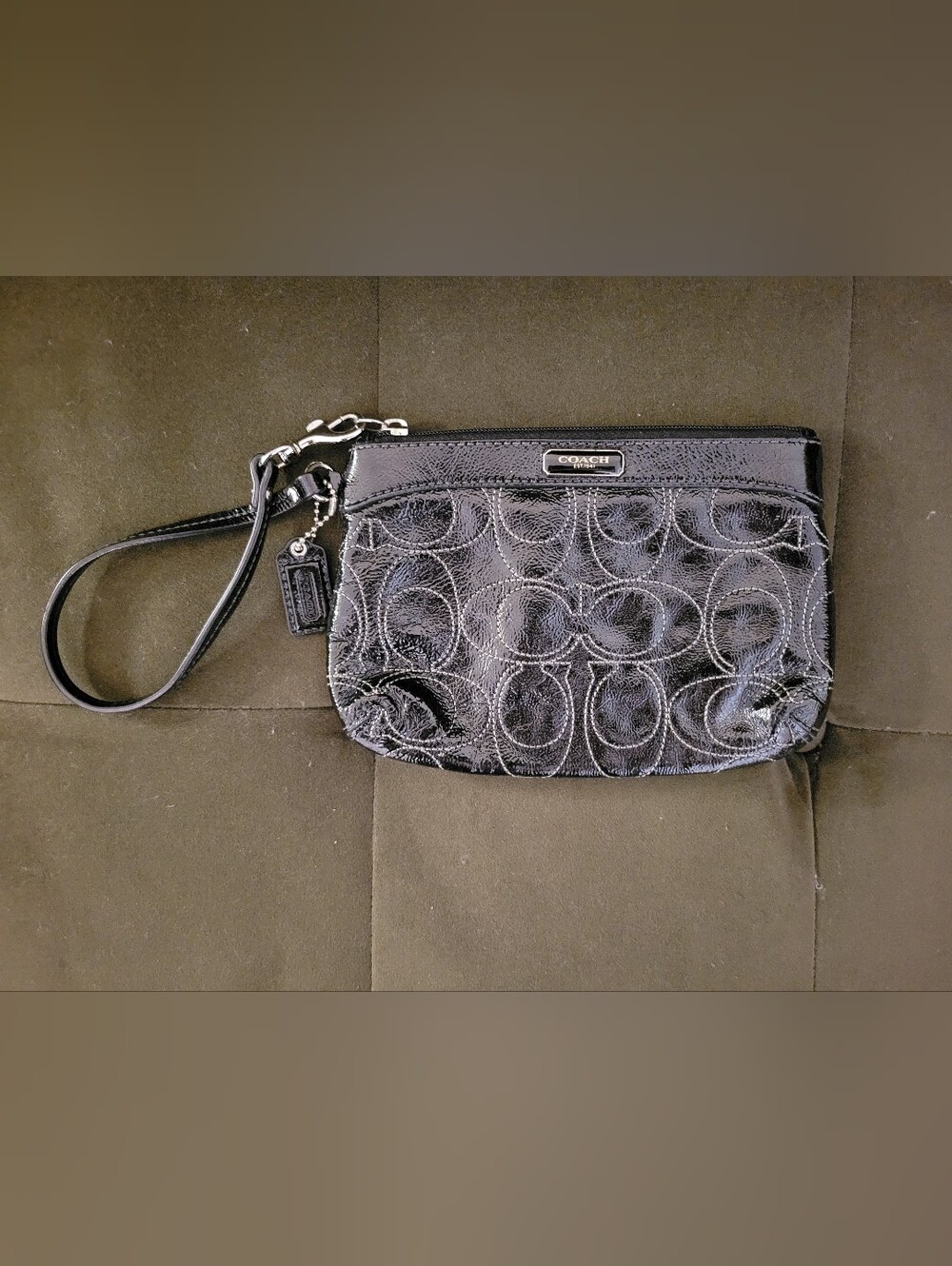 Vintage Coach Black Signature Wristlet Pouch Patent Leather, Silver Hardware